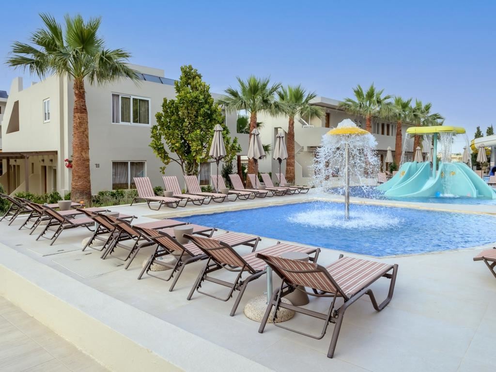 pools-outdoor-childrens-pool
