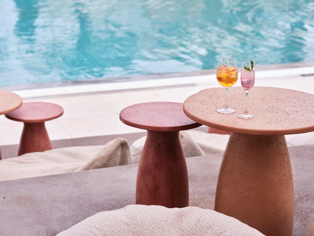 bars-pool-bar-1