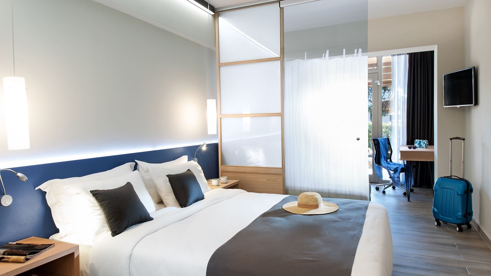 rooms-deluxe-family