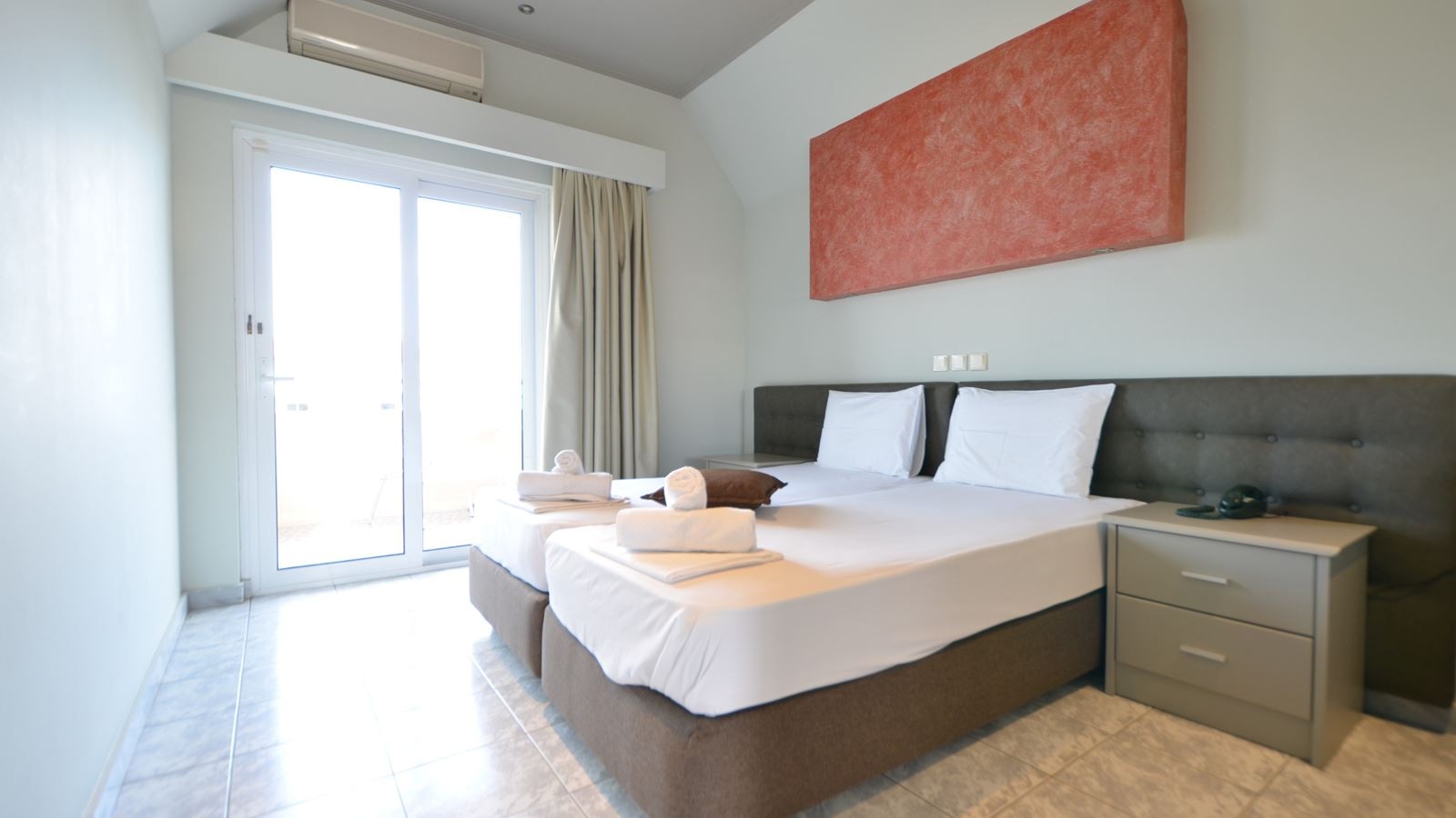 rooms-family---room