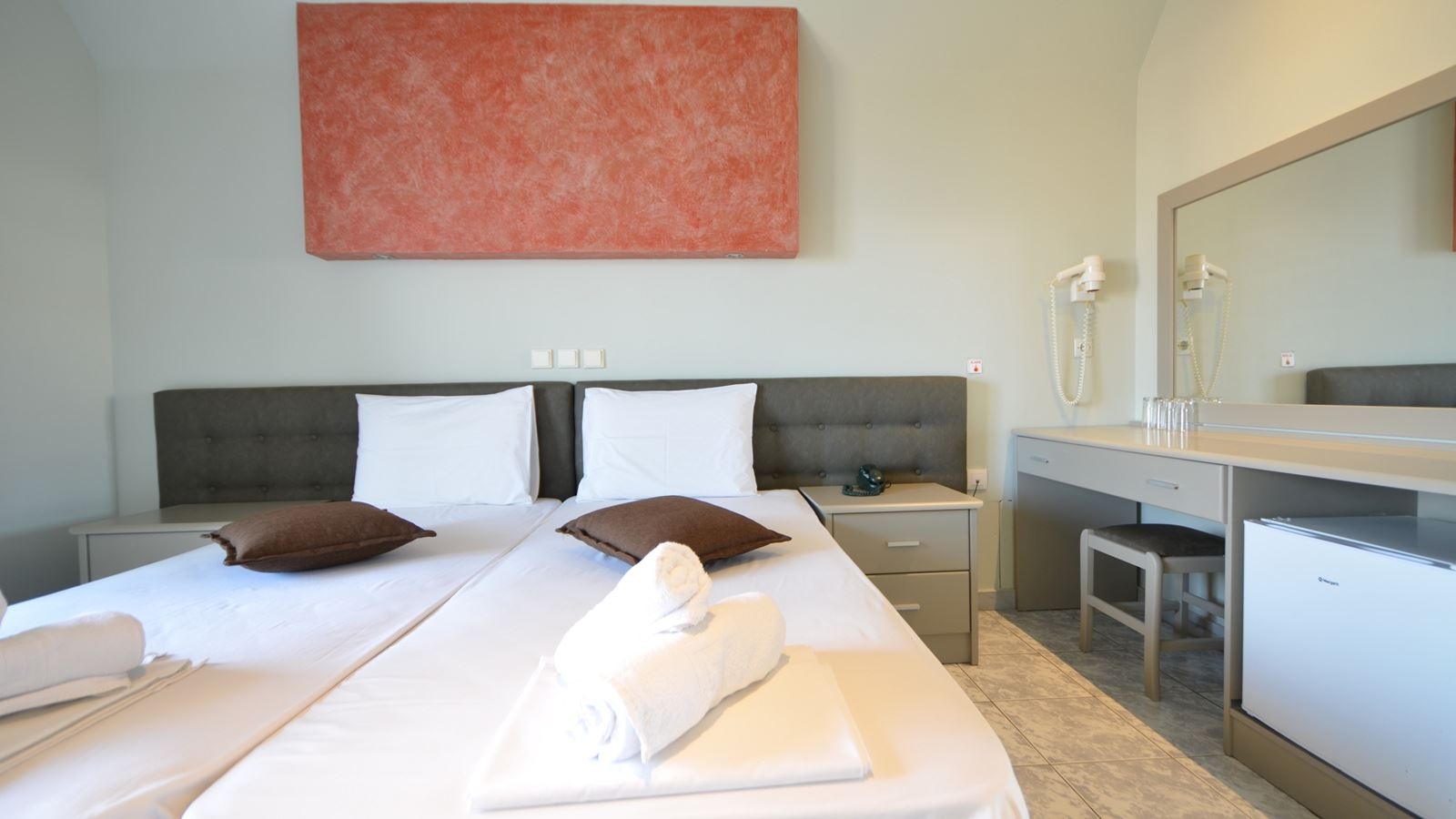 rooms-family---room