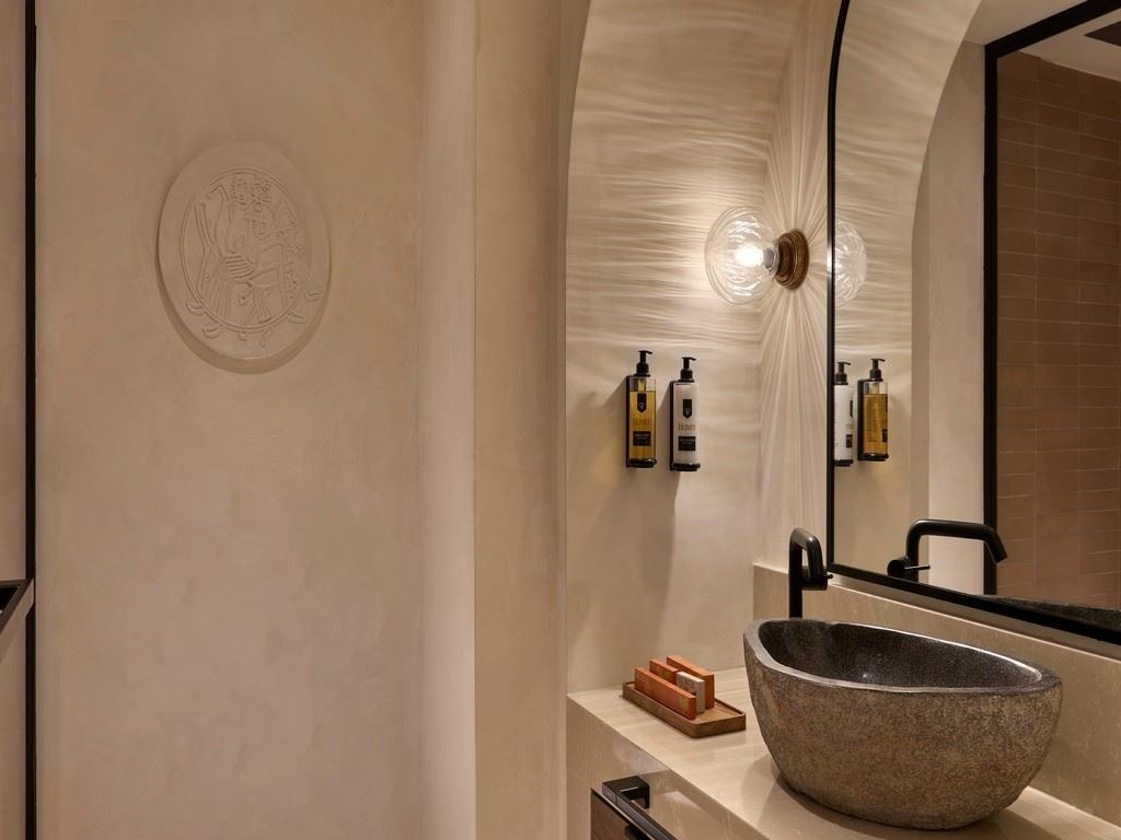 rooms-exclusive-adult--single-use-garden-or-mountain-view