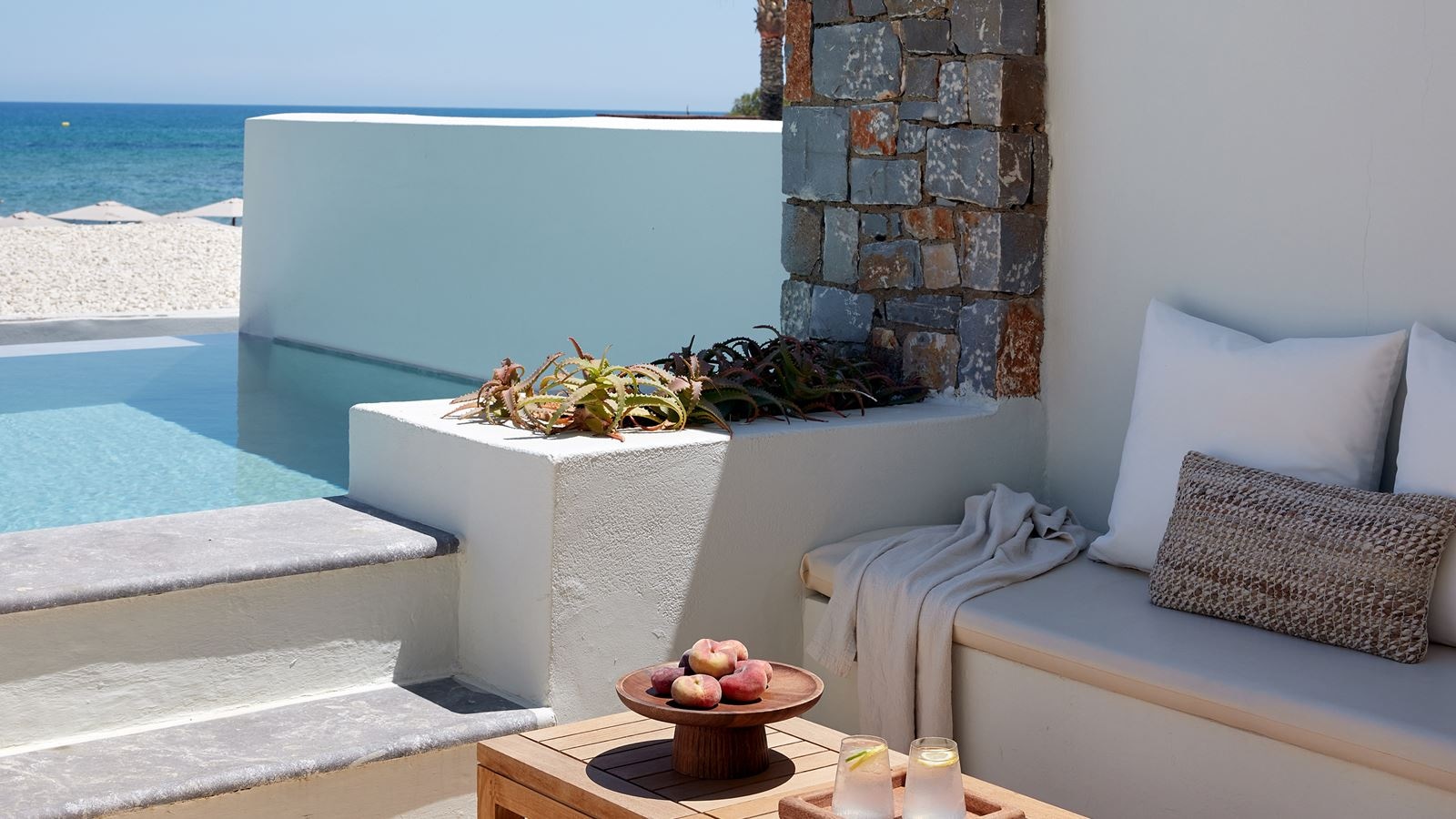 rooms-2-bedroom-dream-villa-with-sea-view-and-private-pool