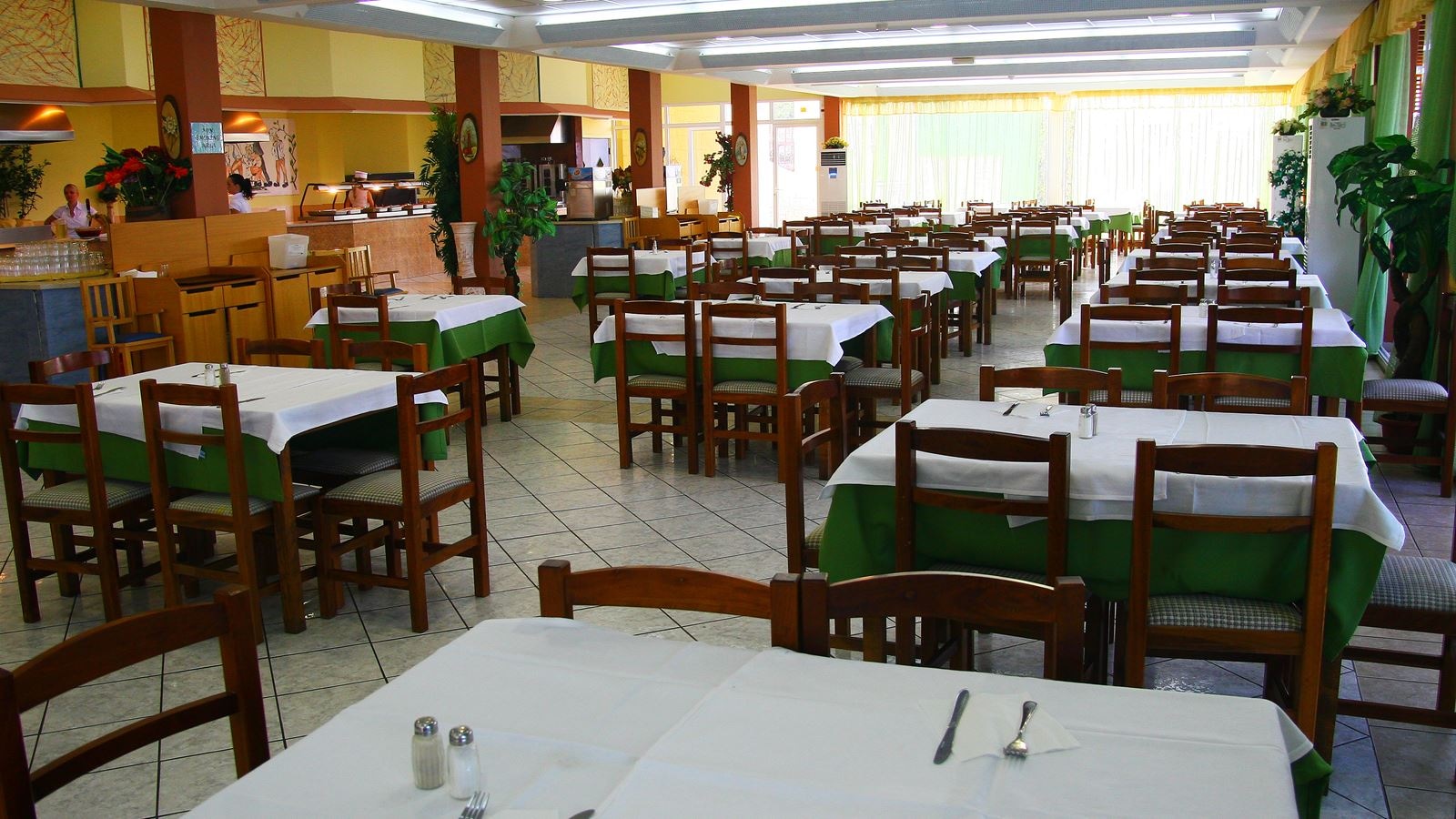 restaurants-main-restaurant
