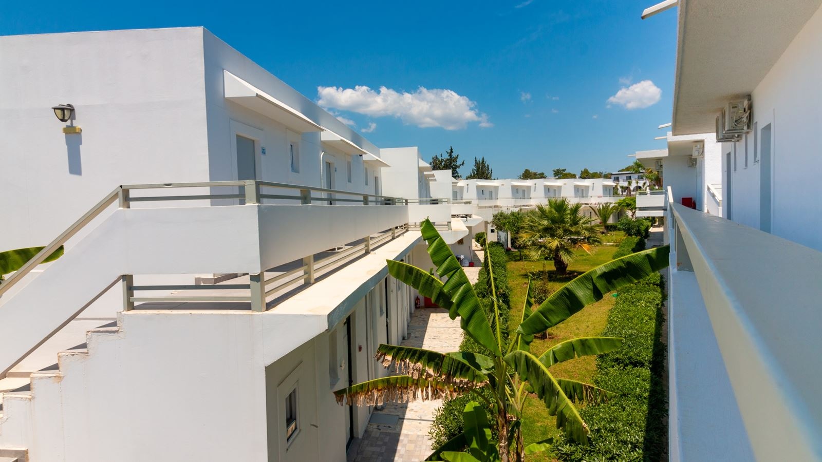 Готель SUN BEACH LINDOS - Головна будівля