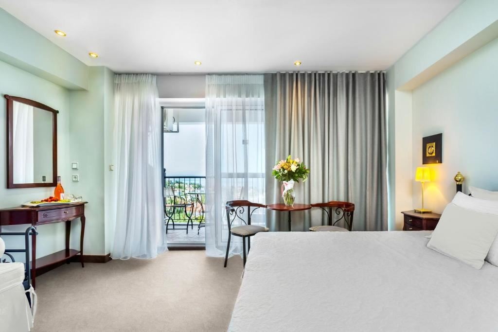 rooms-classic-room-sea-view