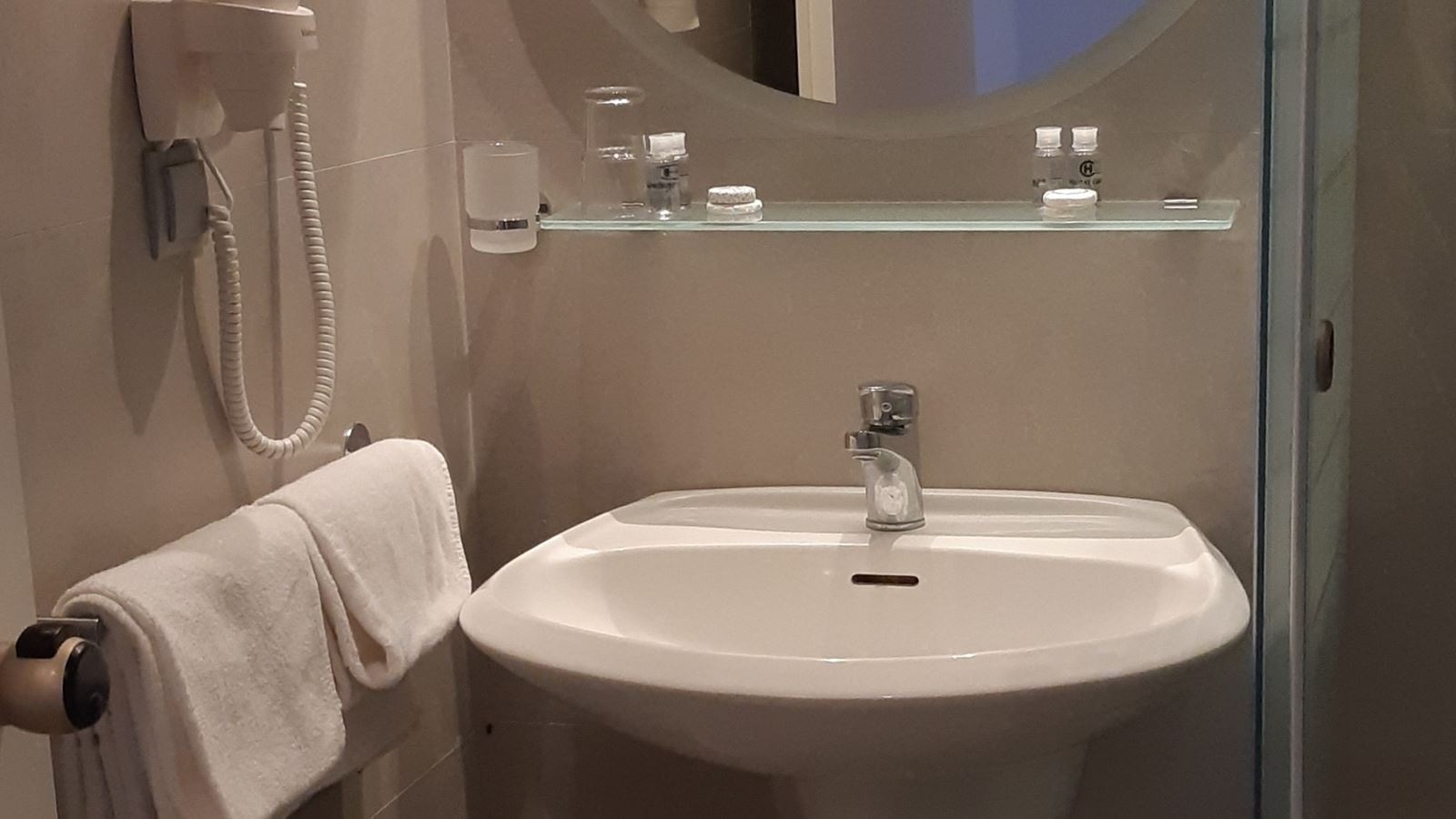 rooms-double-room