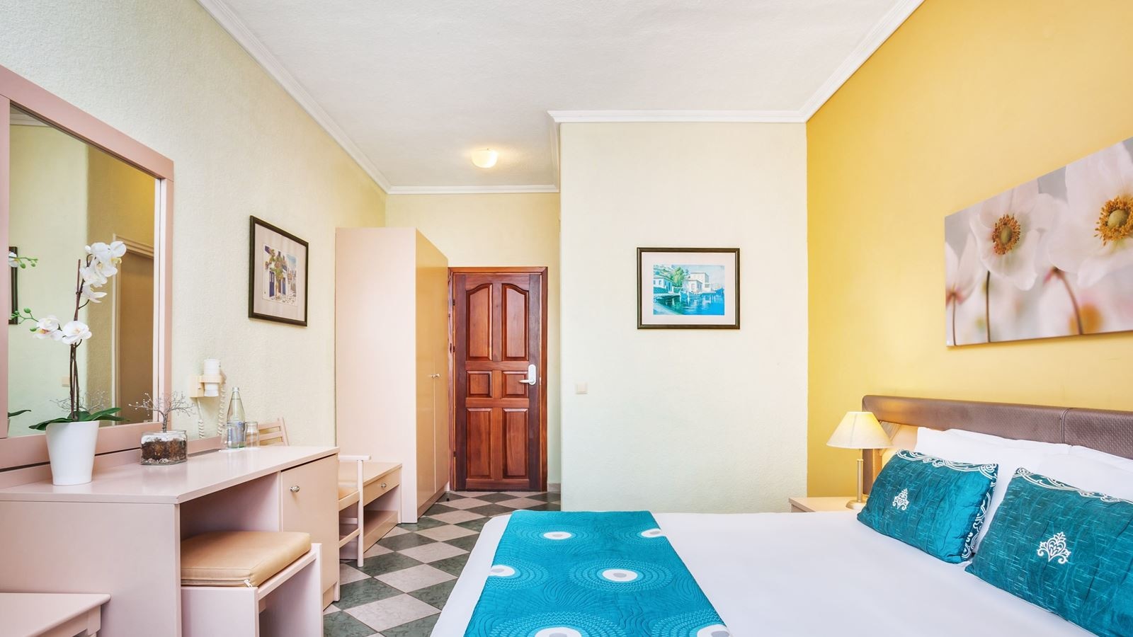 rooms-double-room