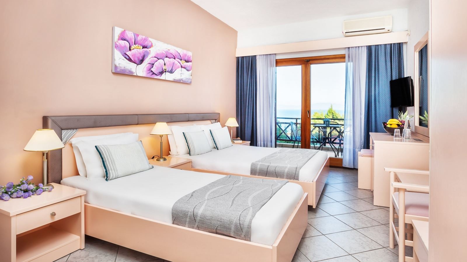 rooms-family-room