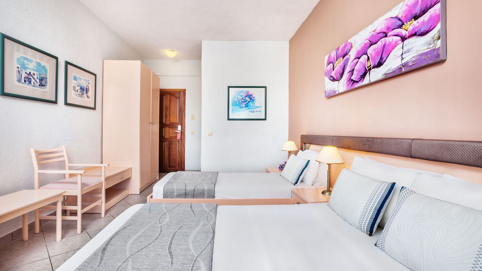 rooms-family-room