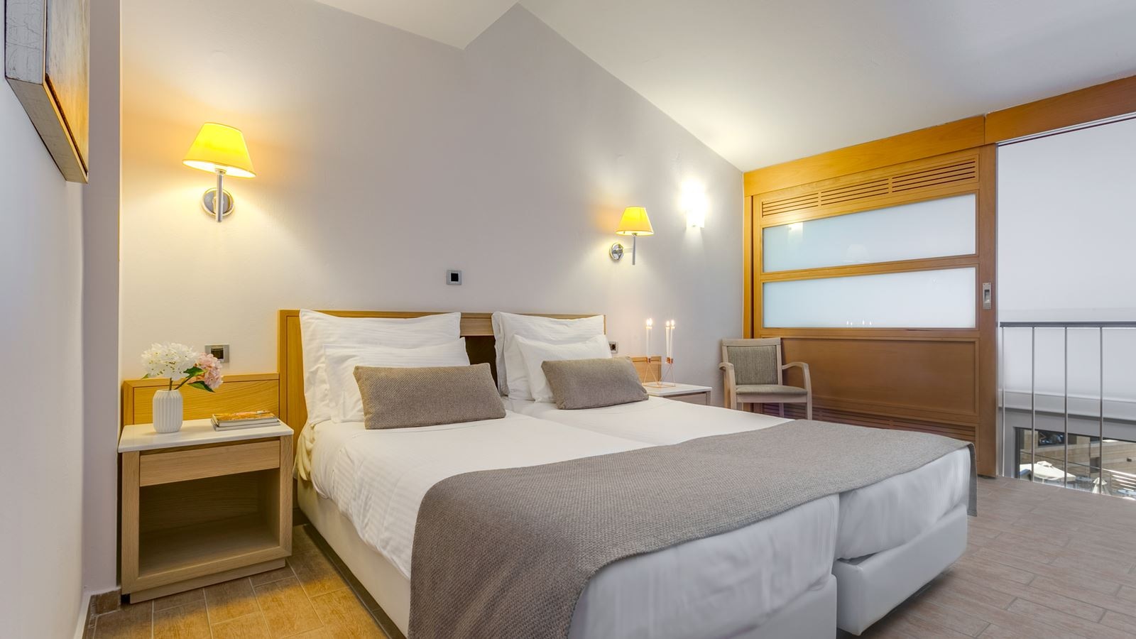 rooms-maisonette-pool-view-or-garden-view