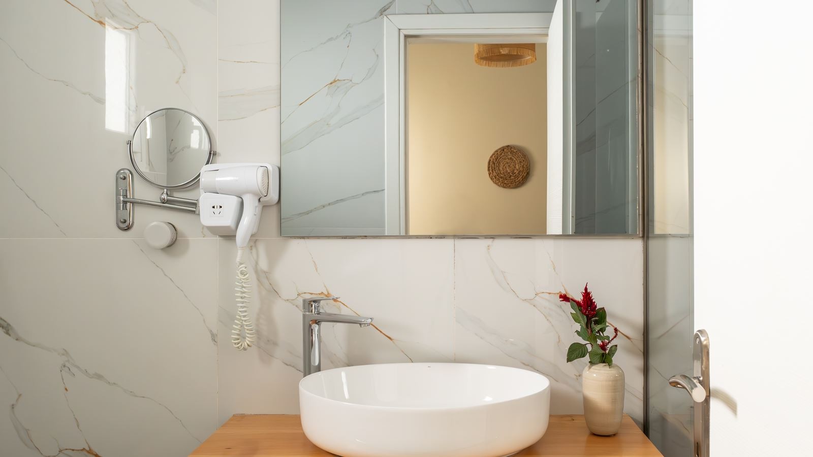 rooms-classic-double-room