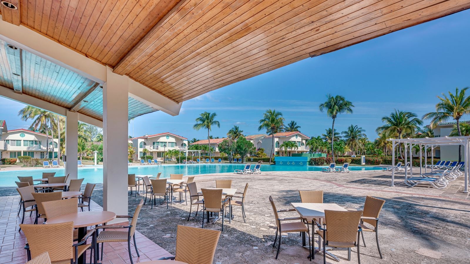 bars-pool-bar-solymar