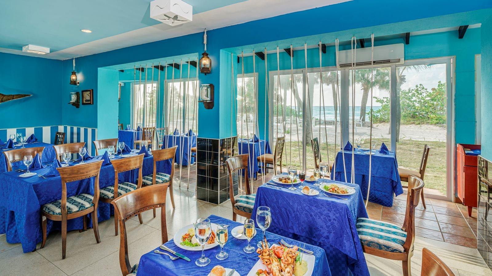 restaurants-sol-y-arena