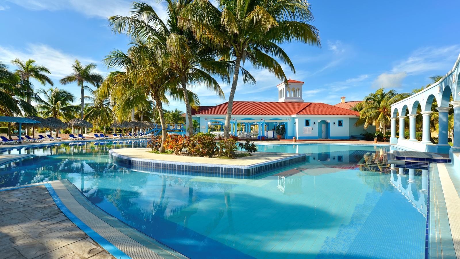 pools-outdoor-pool
