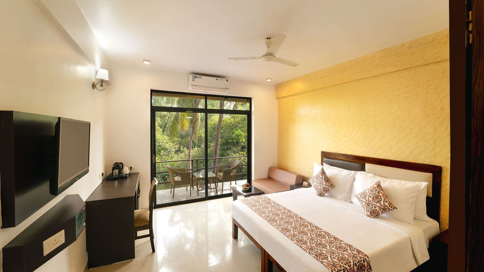 rooms-deluxe-ac