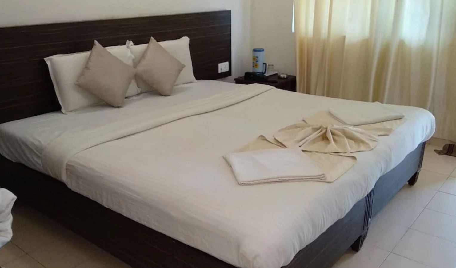 rooms-standard-ac
