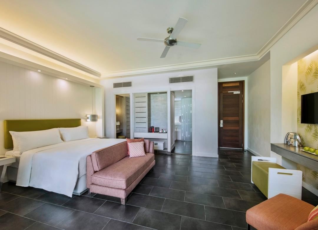 rooms-junior-suite-beachfront
