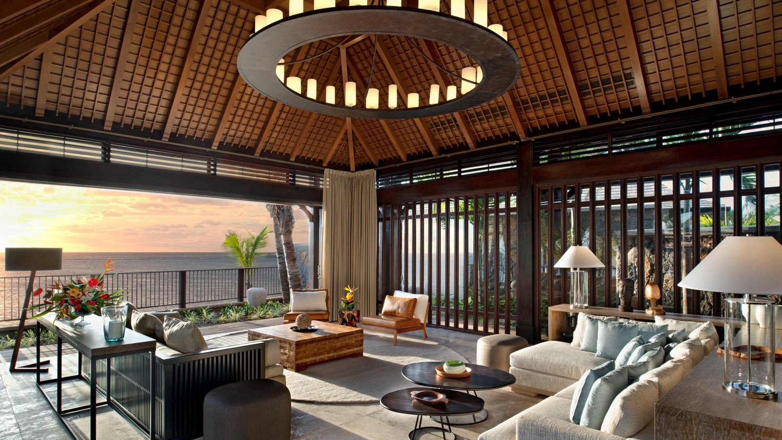 rooms-the-grand-beachfront-villa-4-bedroom