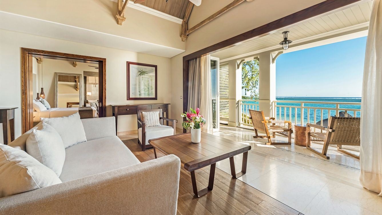 rooms-peninsula-balcony-suite