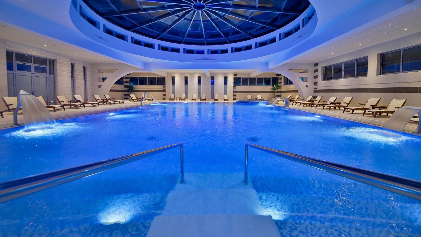 pools-indoor-pool