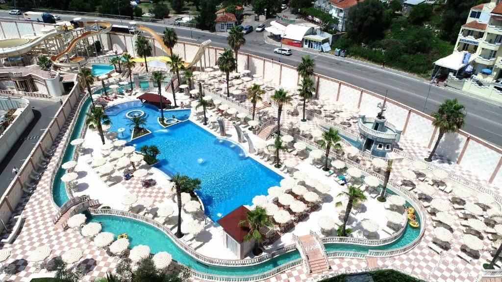 pools-pools