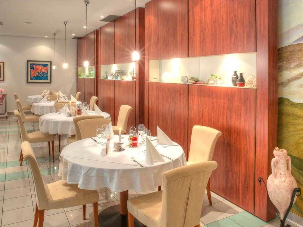 restaurants-main-restaurant