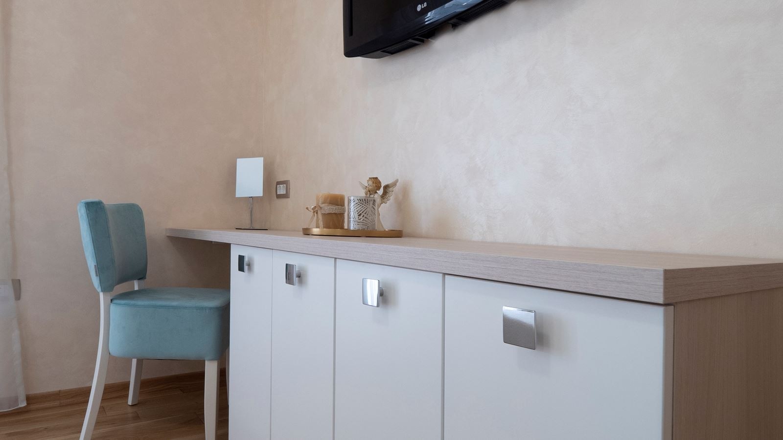 rooms-king-suite