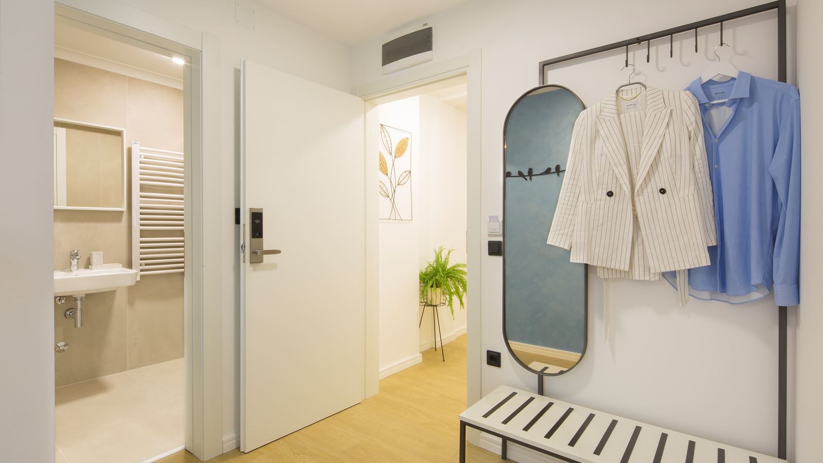 rooms-large-apartment