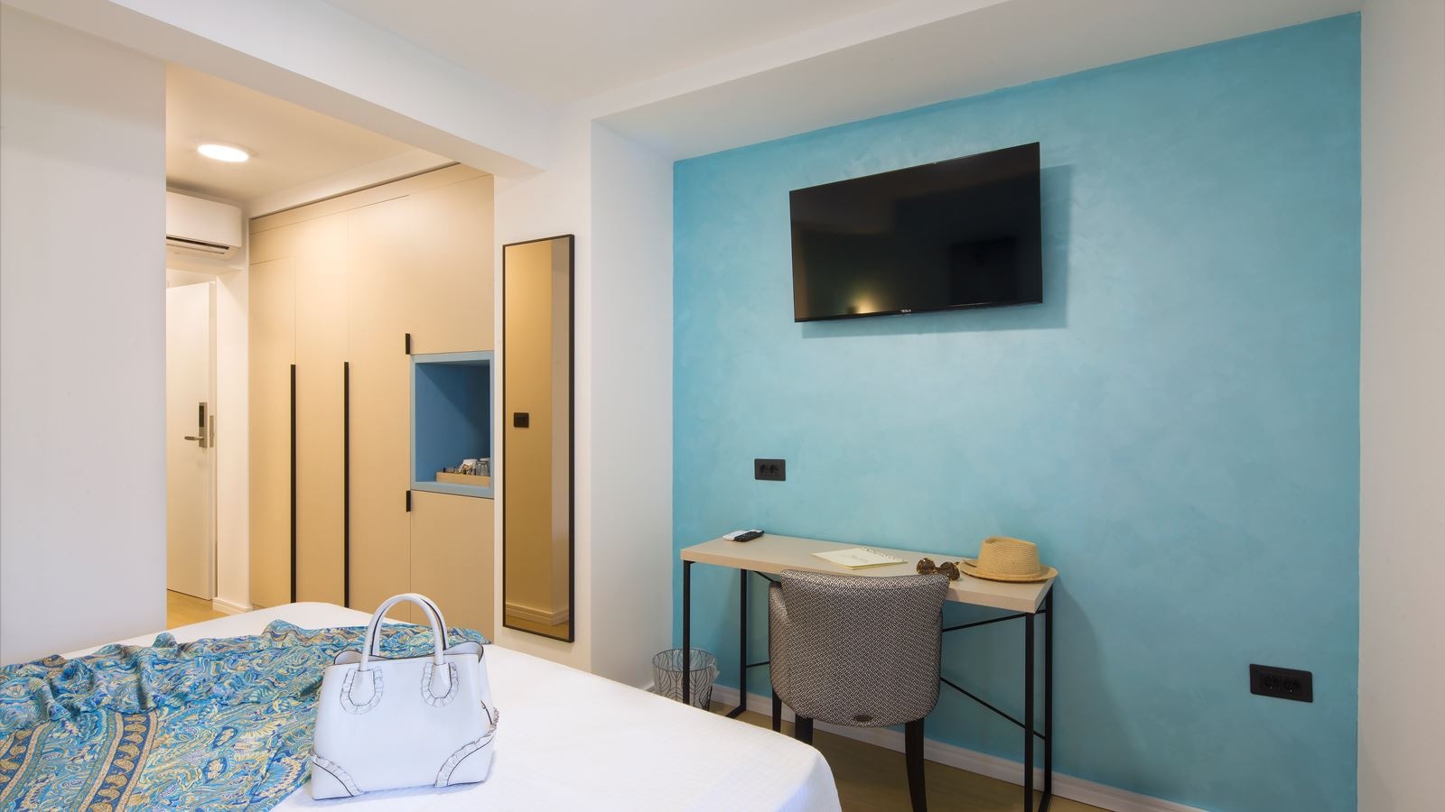 rooms-double-room