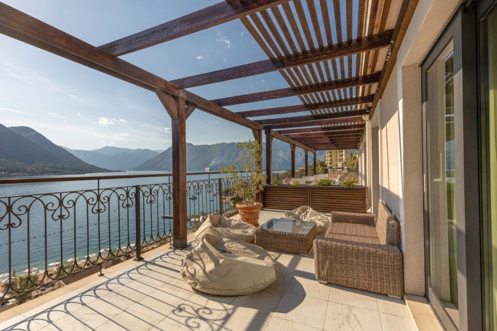 rooms-two-bed-room-sea-view-suite