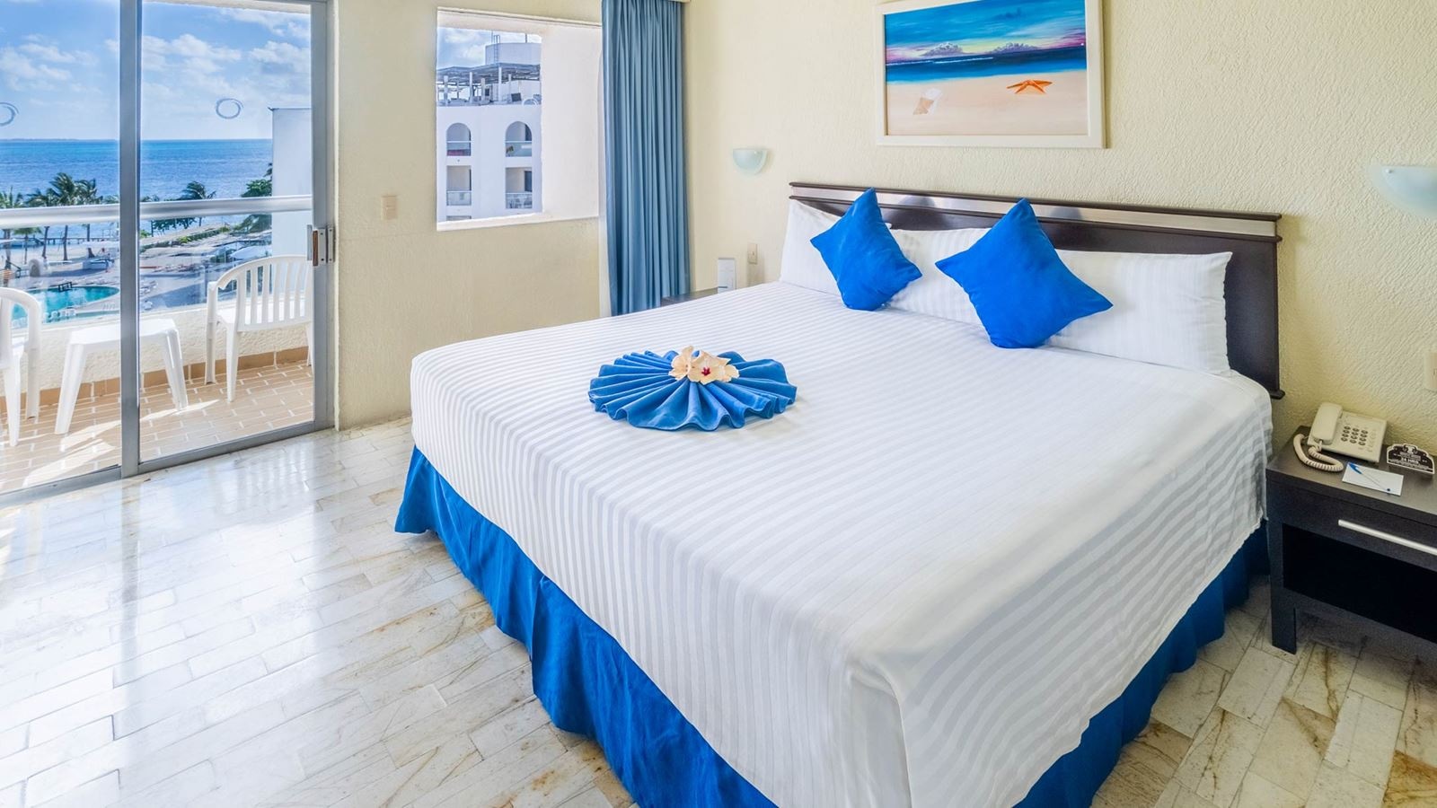 rooms-room-standard-double