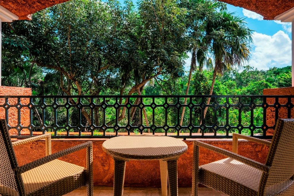 rooms-premium-room