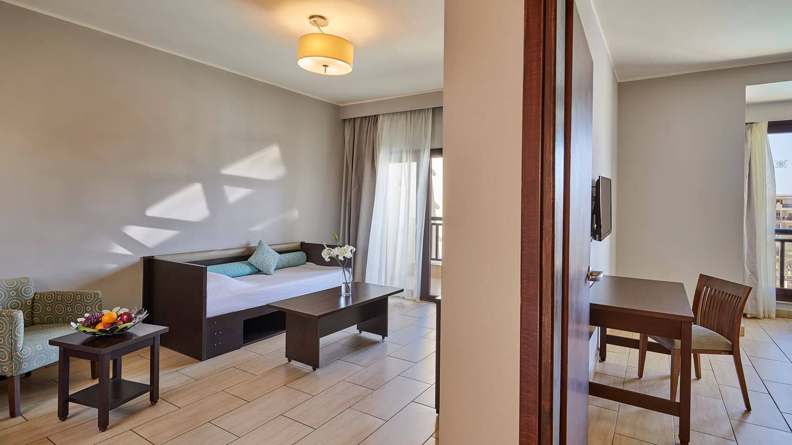 rooms-aqua-suite